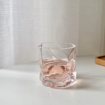 Нова Креативна Геометрична Японската Прозрачна Чаша Проста Ретро Усукана Цветна Стъклена Кафе, Млечни Чаша За Закуска Украса